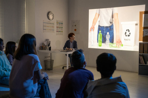 All You Need To Know About Projector Resolution (And Extra Tips)